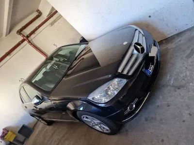 Gebraucht Mercedes C200 184 PS (135 kW) 2008 Limousine