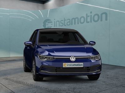 Blau Gebraucht 2022 VW Golf VIII GTD Limousine | 34.438 € (Etwas zu teuer)