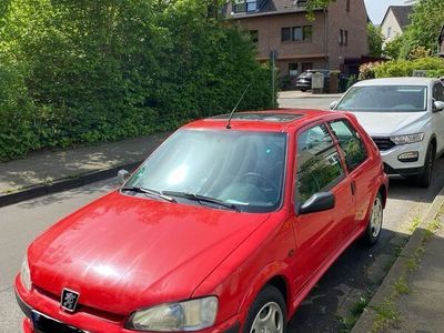 gebraucht Peugeot 106 rot