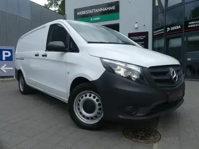 Gebraucht Mercedes Vito 163 PS (119 kW) 2022 Arktikweiss Van
