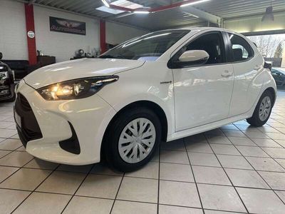 gebraucht Toyota Yaris Hybrid Business Edition NAVI KAMERA SHZ