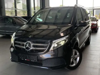 Gebraucht Mercedes V300 Avantgarde 239 PS (175 kW) 2020 Auf anfrage Van / Kleinbus