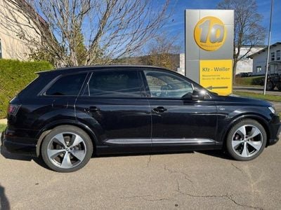Orcaschwarz metallic Gebraucht 2017 Audi SQ7 Ambiente SUV | 49.999 € (Fairer Preis)