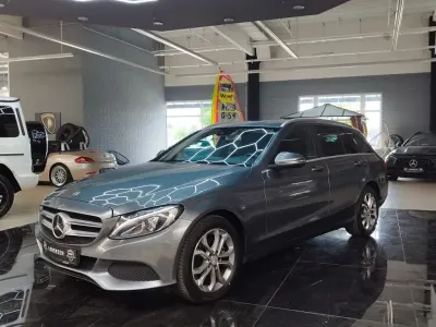 Gebraucht Mercedes C220 AMG 170 PS (125 kW) 2017 Grau Kombi