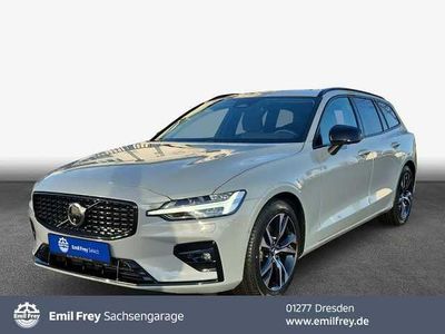 Gebraucht Volvo V60 145 PS (106 kW) 2025 Kombi