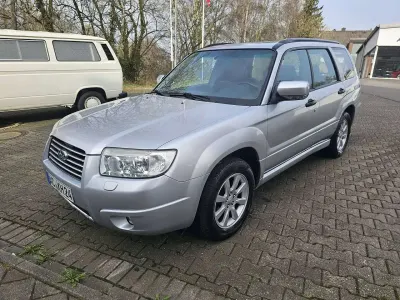 Gebraucht Subaru Forester 158 PS (116 kW) 2007 Silber SUV