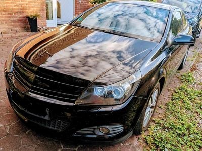Opel Astra GTC