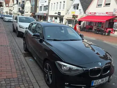 Gebraucht BMW 116 Sport Line 116 PS (85 kW) 2012 Schwarz Kleinwagen