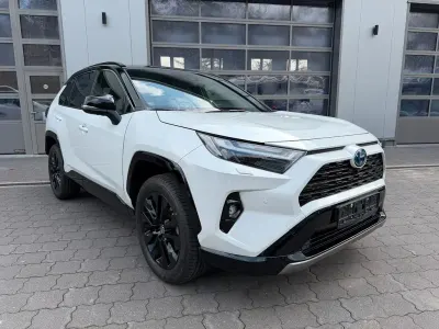 Gebraucht Toyota RAV4 Hybrid Style 218 PS (160 kW) 2025 Weiß SUV