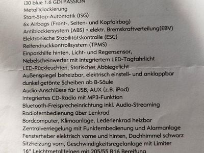 Silber Gebraucht 2016 Hyundai i30 Passion Limousine | 10.700 € (Fairer Preis)