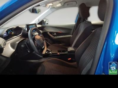 Second-hand Peugeot e-2008 Active 100 kW (136 CP) 2022 Albastru SUV