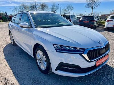 Gebraucht Skoda Octavia Ambition 116 PS (85 kW) 2023 Weiß Kombi