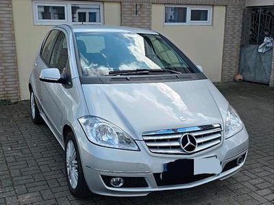 Gebraucht Mercedes A150 95 PS (69 kW) 2008 Silber Kleinwagen