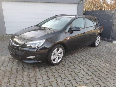 Gebraucht Opel Astra 136 PS (100 kW) 2016 Schwarz Kombi