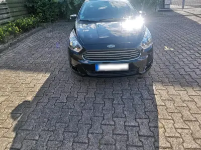 Gebraucht Ford Ka Plus Cool & Sound Edition 85 PS (62 kW) 2017 Schwarz Kleinwagen