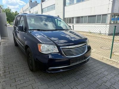 Usata Chrysler Grand Voyager 287 CV (211 kW) 2016 Blu Monovolume