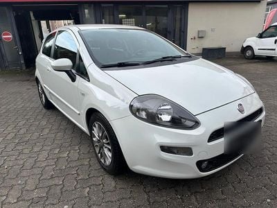 Gebraucht Fiat Punto Evo 69 PS (50 kW) 2012 Weiß Kleinwagen