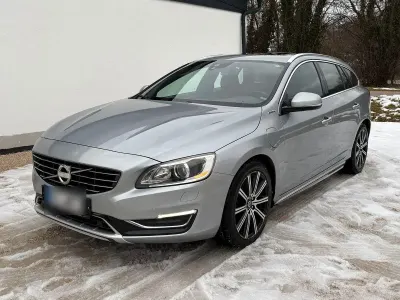 Gebraucht Volvo V60 Summum 280 PS (205 kW) 2014 Silber Kombi