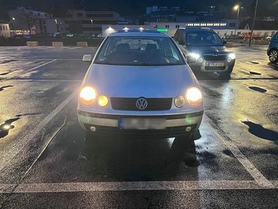 Grau Gebraucht 2002 VW Polo Kleinwagen | 1.700 € (Fairer Preis)