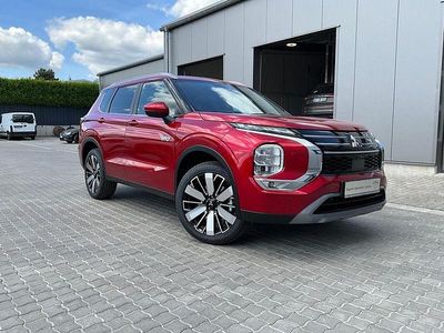 Neu Mitsubishi Outlander P-HEV Edition 306 PS (225 kW) 2025 Rot SUV