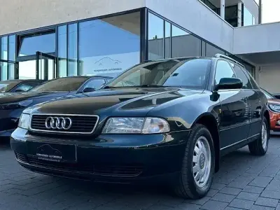 Gebraucht Audi A4 150 PS (110 kW) 1998 Grün Kombi