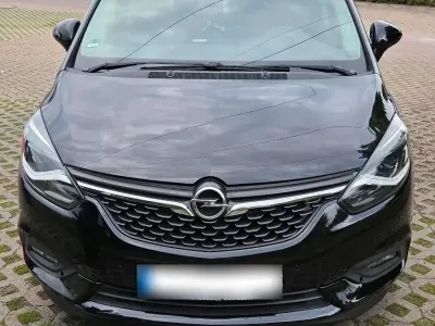 Gebraucht Opel Zafira Tourer 177 PS (130 kW) 2017 Schwarz Van / Kleinbus