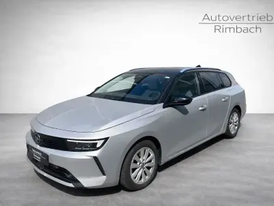 Używany Opel Astra Business Elegance 131 KM (96 kW) 2024 Srebrny Hatchback