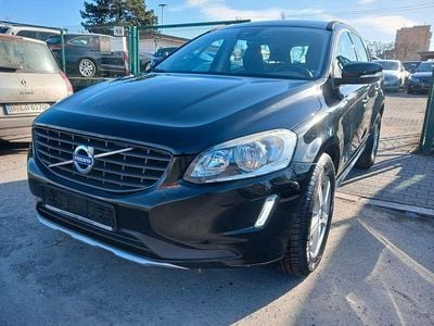 Second-hand Volvo XC60 Kinetic 150 CP (110 kW) 2016 Negru SUV