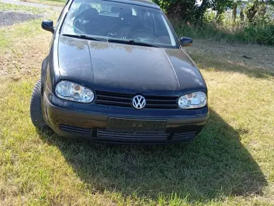 Gebraucht VW Golf IV 101 PS (74 kW) 2000 Schwarz Kleinwagen