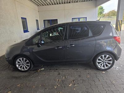 Gebraucht Opel Meriva 100 PS (73 kW) 2011 Andere farben Van / Kleinbus