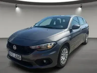 Gebraucht Fiat Tipo 95 PS (69 kW) 2020 Grau Limousine