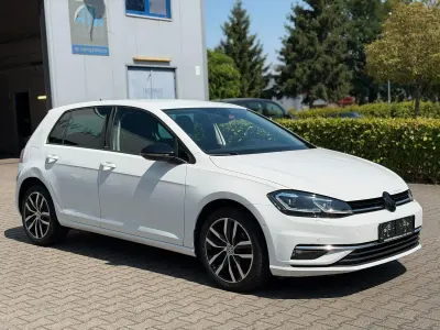 Gebraucht VW Golf VII IQ Drive 150 PS (110 kW) 2019 Weiß Limousine