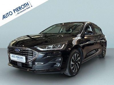 Nieuw Ford Focus Titanium 125 PK (91 kW) 2026 Zwart Sedan
