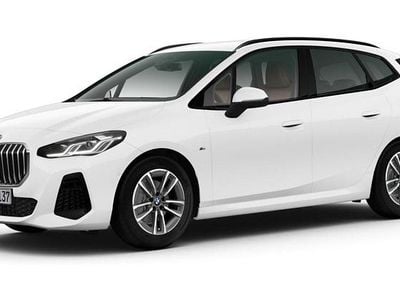 Gebraucht BMW 220 Active Tourer Luxury Line 163 PS (119 kW) 2025 Weiß Van / Kleinbus