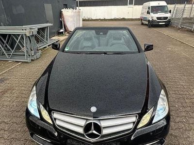 Gebraucht Mercedes E220 Elegance 170 PS (125 kW) 2012 Schwarz Cabrio