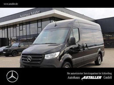 Obsidianschwarz metallic Gebraucht 2023 Mercedes Sprinter Van | 42.899 € (Teuer)