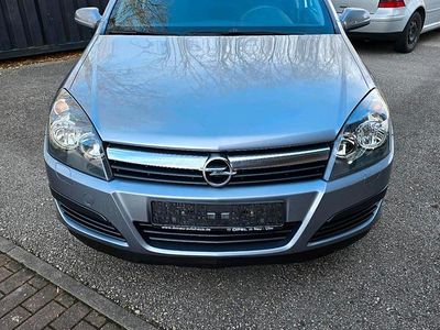 Gebraucht Opel Astra 105 PS (77 kW) 2005 Blau Kleinwagen