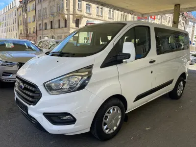 Gebraucht Ford Transit Custom 105 PS (77 kW) 2018 Weiß Van / Kleinbus