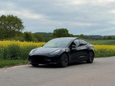 Usado Tesla Model 3 Standard Range 239 kW (325 HP) 2021 Preto Sedan