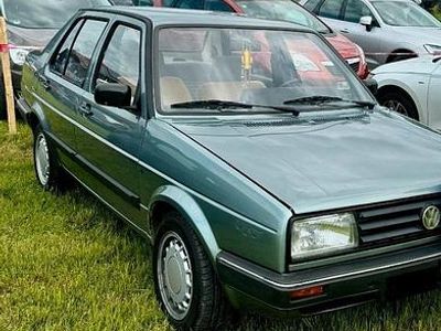 Second-hand VW Jetta 90 CP (66 kW) 1987 Verde Berlinǎ