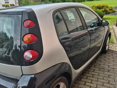 Gebraucht Smart ForFour 75 PS (55 kW) 2005 Schwarz Kleinwagen