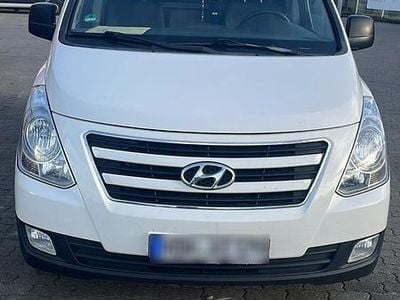 Gebraucht Hyundai H-1 100 PS (73 kW) 2016 Weiß Van / Kleinbus