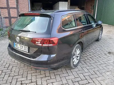Second-hand VW Passat Business 150 CP (110 kW) 2020 Negru Break
