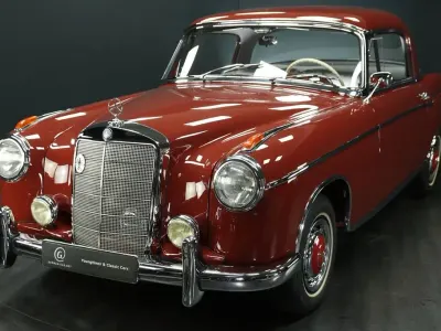 Gebraucht Mercedes 220 106 PS (77 kW) 1957 Rot Coupé