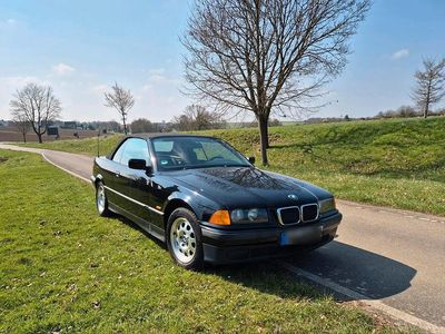 Gebraucht BMW 318 Cabriolet 115 PS (84 kW) 1999 Schwarz Cabrio