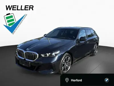 Second-hand BMW 550e M Sport 489 CP (359 kW) 2025 Gri Break