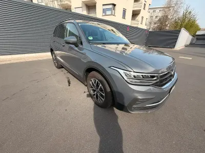 Gebraucht VW Tiguan Life 245 PS (180 kW) 2022 Grau SUV
