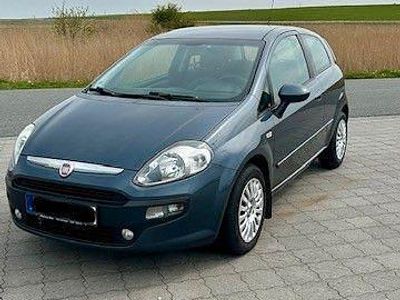 Gebraucht Fiat Punto Evo 105 PS (77 kW) 2010 Blau Kleinwagen