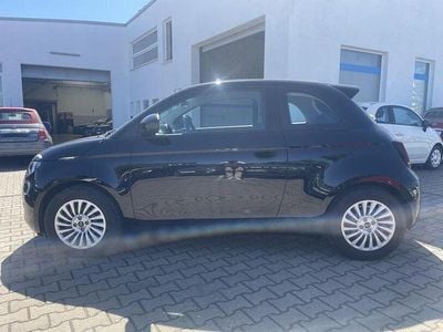 Gebraucht Fiat 500e 86 kW (118 PS) 2023 Schwarz Kleinwagen