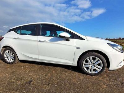 gebraucht Opel Astra 1.0 DITurbo ecoFLEX Edition 77kW Klima AHK